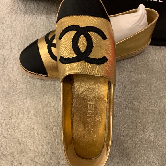 Authentic Chanel Espadrilles 38 - Picture 2 of 7